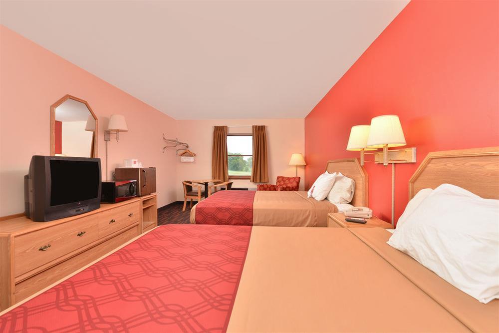 Baymont By Wyndham Lancaster Pa Dutch Country Vila Exterior foto