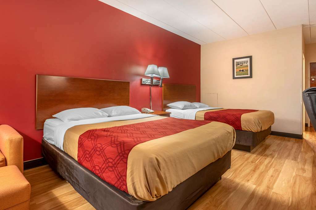 Baymont By Wyndham Lancaster Pa Dutch Country Vila Quarto foto